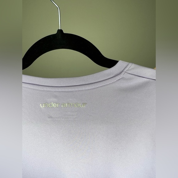 Women’s - Under Armour shirt - Large - Picture 4 of 5